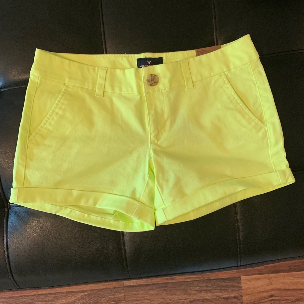 NEW American Eagle midi stretch shorts. With tags!